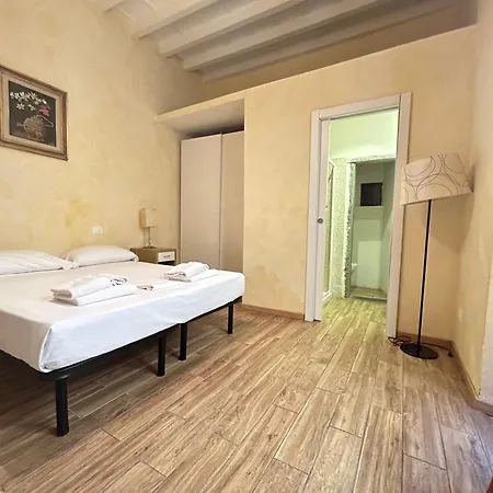 Leonardo's Signoria Flat By Florencehospitality * فلورنس