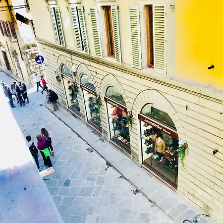 Leonardo's Signoria Flat By Florencehospitality * فلورنس