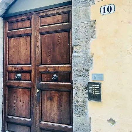 Leonardo's Signoria Flat By Florencehospitality *