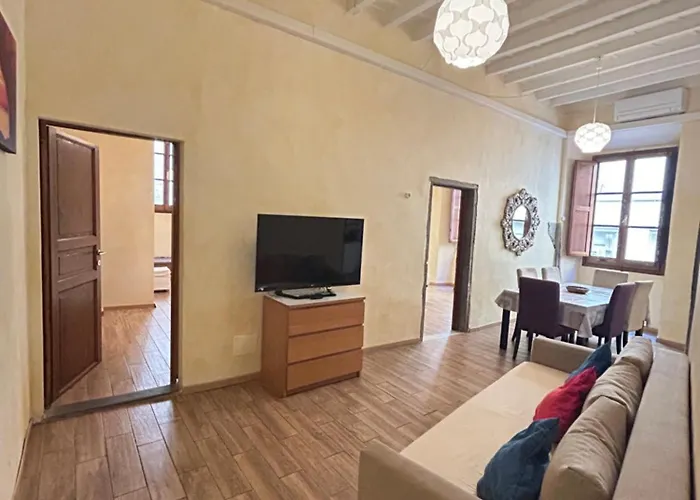Leonardo's Signoria Flat By Florencehospitality Florens