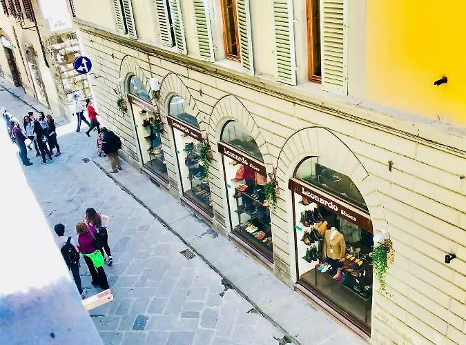 Leonardo's Signoria Flat By Florencehospitality * Florens